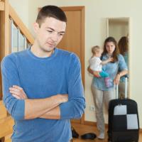 Mi marido no soporta a mi hijo